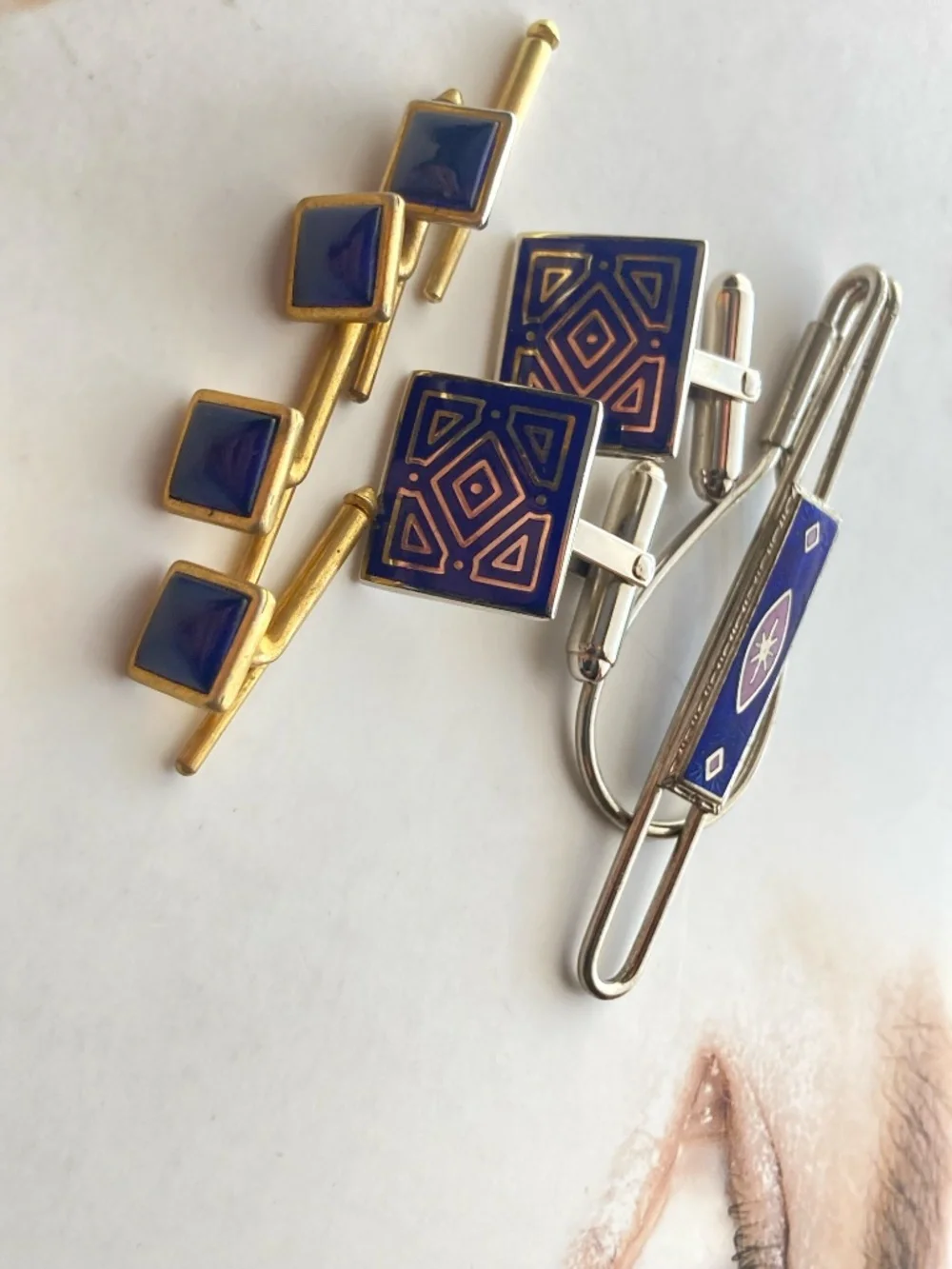 Metropolitan Museum of Art MMA Blue Enamel Geometric Cufflinks Gold Tone + studs